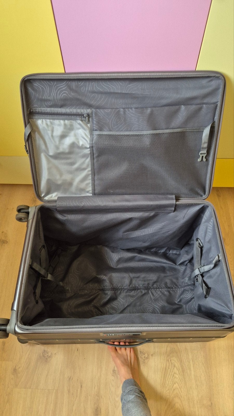 grote reiskoffer met 4 wieltjes, 30 cm of meer, Ophalen of Verzenden, Zo goed als nieuw, 75 cm of meer