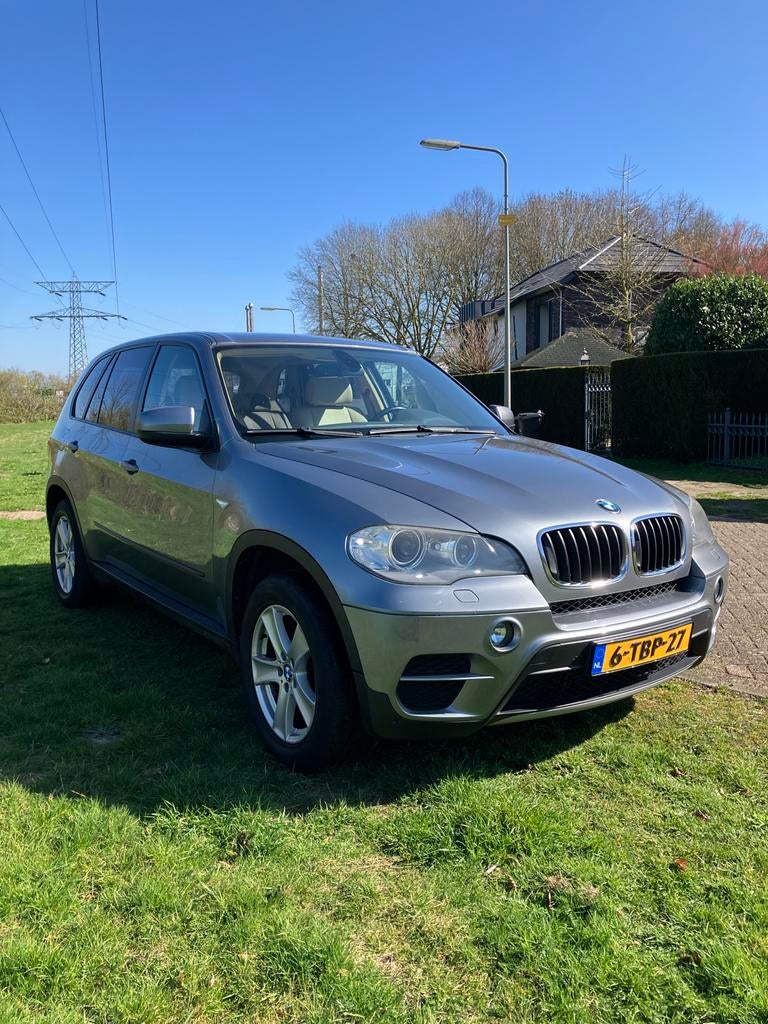 BMW X5 3.0 Xdrive 35I AUT 2010 Grijs, Auto's, 138 €/maand, 7 stoelen, Vierwielaandrijving, Particulier