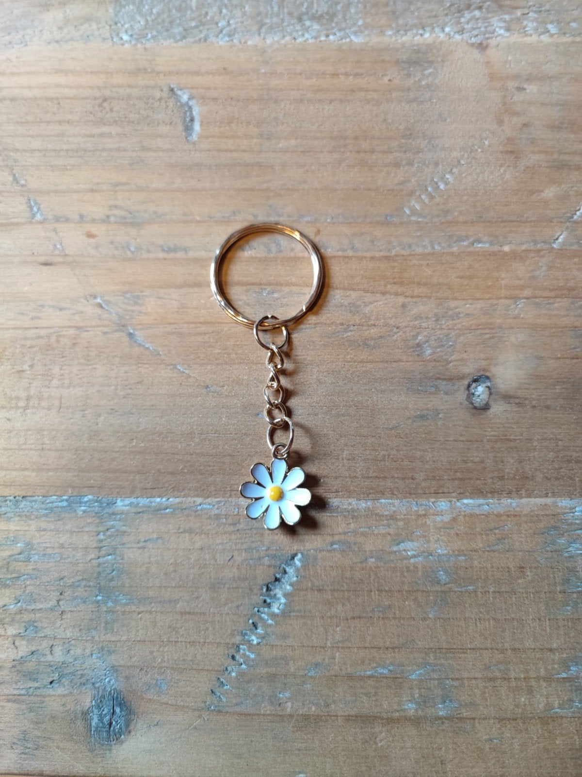 Nieuwe sleutelhanger met madeliefje, Ophalen of Verzenden, Nieuw, Overige typen