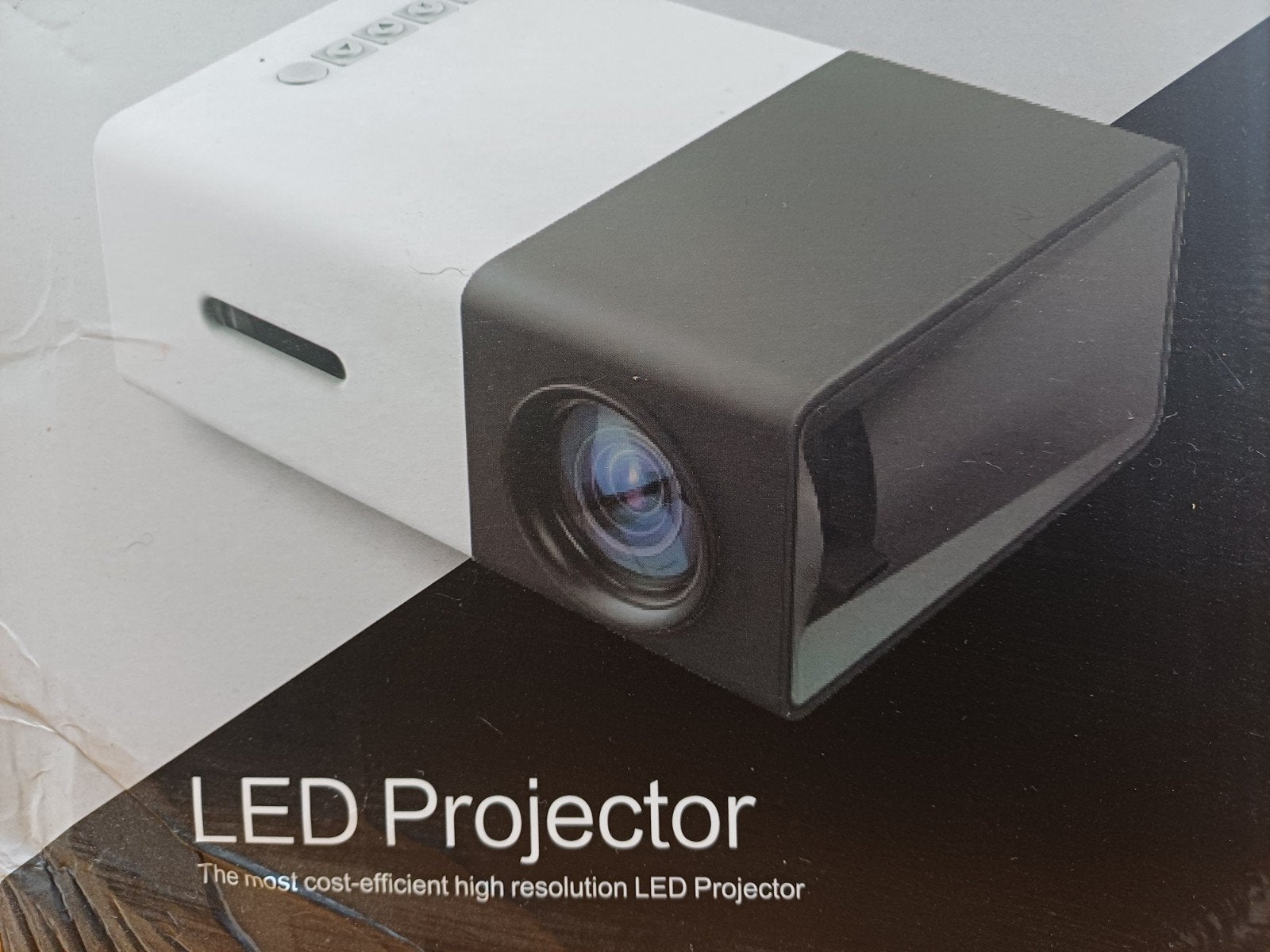 Compacte LED Projector met Afstandsbediening, Onbekend, LED, Ophalen of Verzenden, Zo goed als nieuw