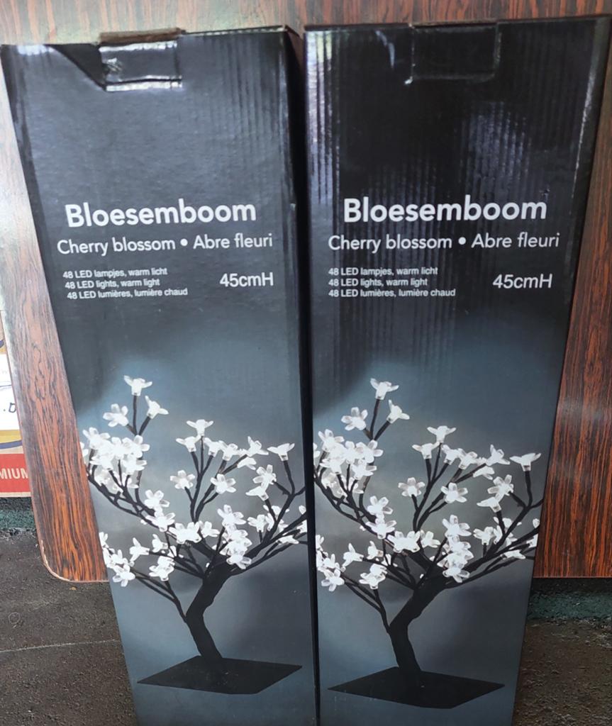Decoratie : Bloesembomen, Ophalen