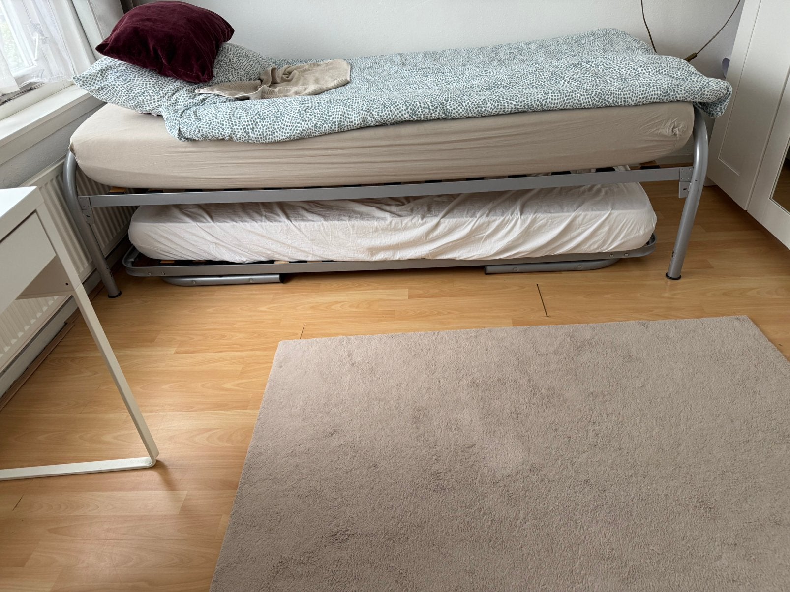 Gratis eenpersoonbed met onderschuifbed 90 cm bij 200cm, Huis en Inrichting, Ophalen, Gebruikt, Tweepersoons, 90 cm