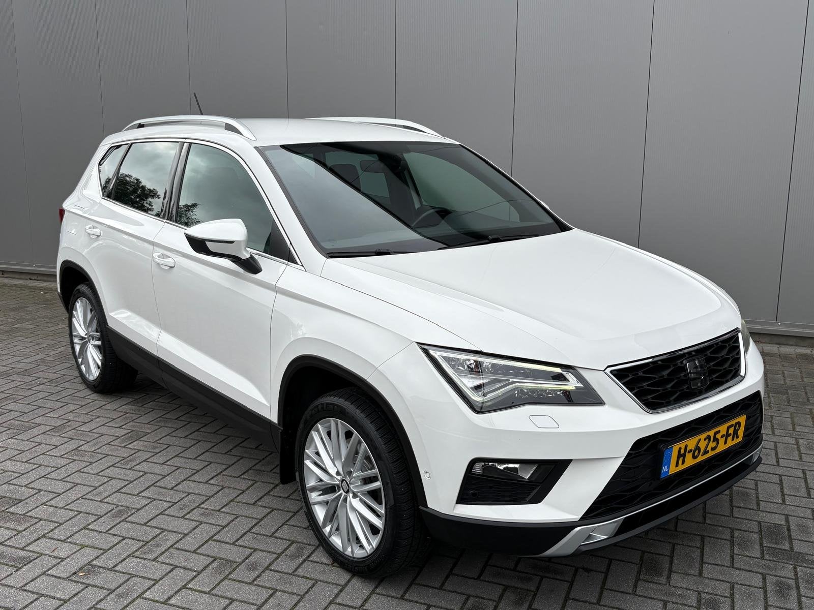 SEAT Ateca 1.4 EcoTSI Xcellence Trekhaak/Elektr.-klep/Winter, Auto's, Seat, Gebruikt, 4 cilinders, 150 pk, Wit