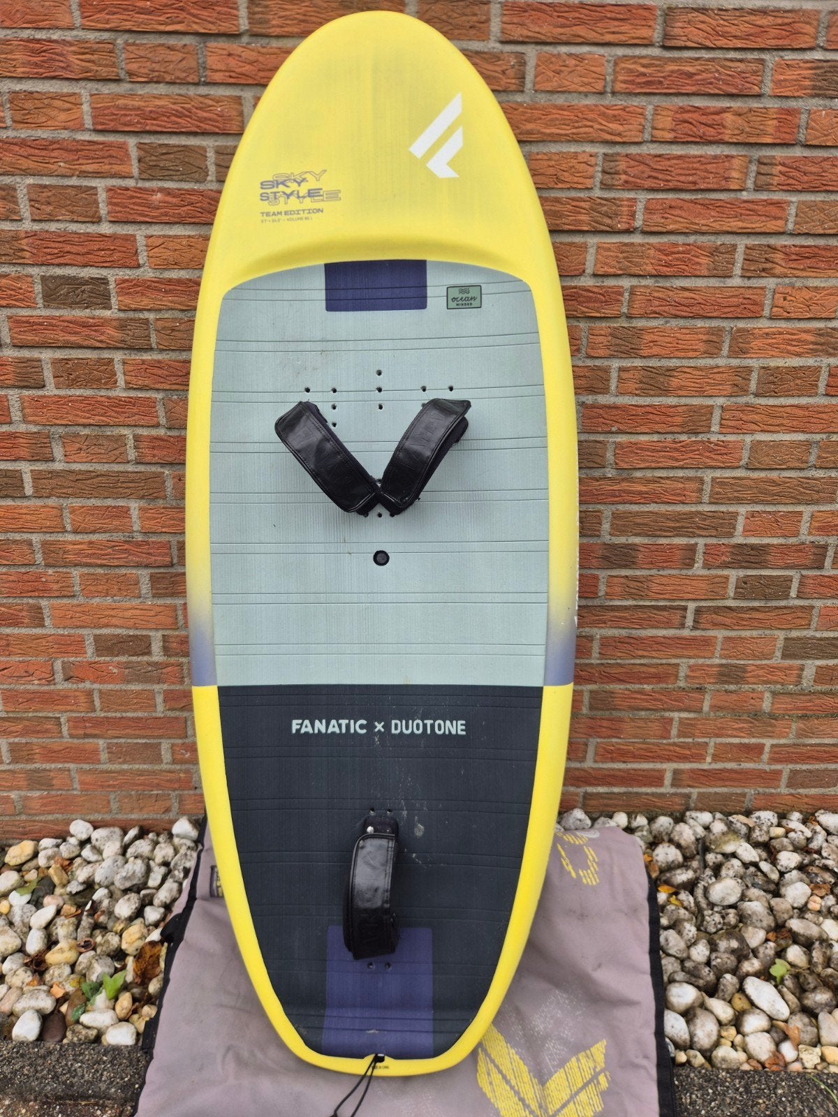 Duotone Fanatic Sky Style 85L 5'1" Team Edition 2023, Ophalen of Verzenden, Gebruikt, Wingsurf-board