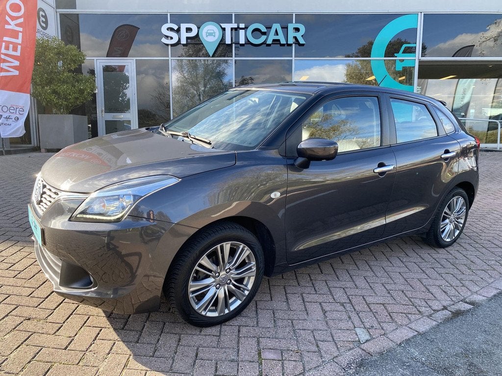 Suzuki Baleno 1.2 90 pk Exclusive Automaat Leder (bj 2018), Gebruikt, 4 cilinders, Stoelverwarming, 1000 kg