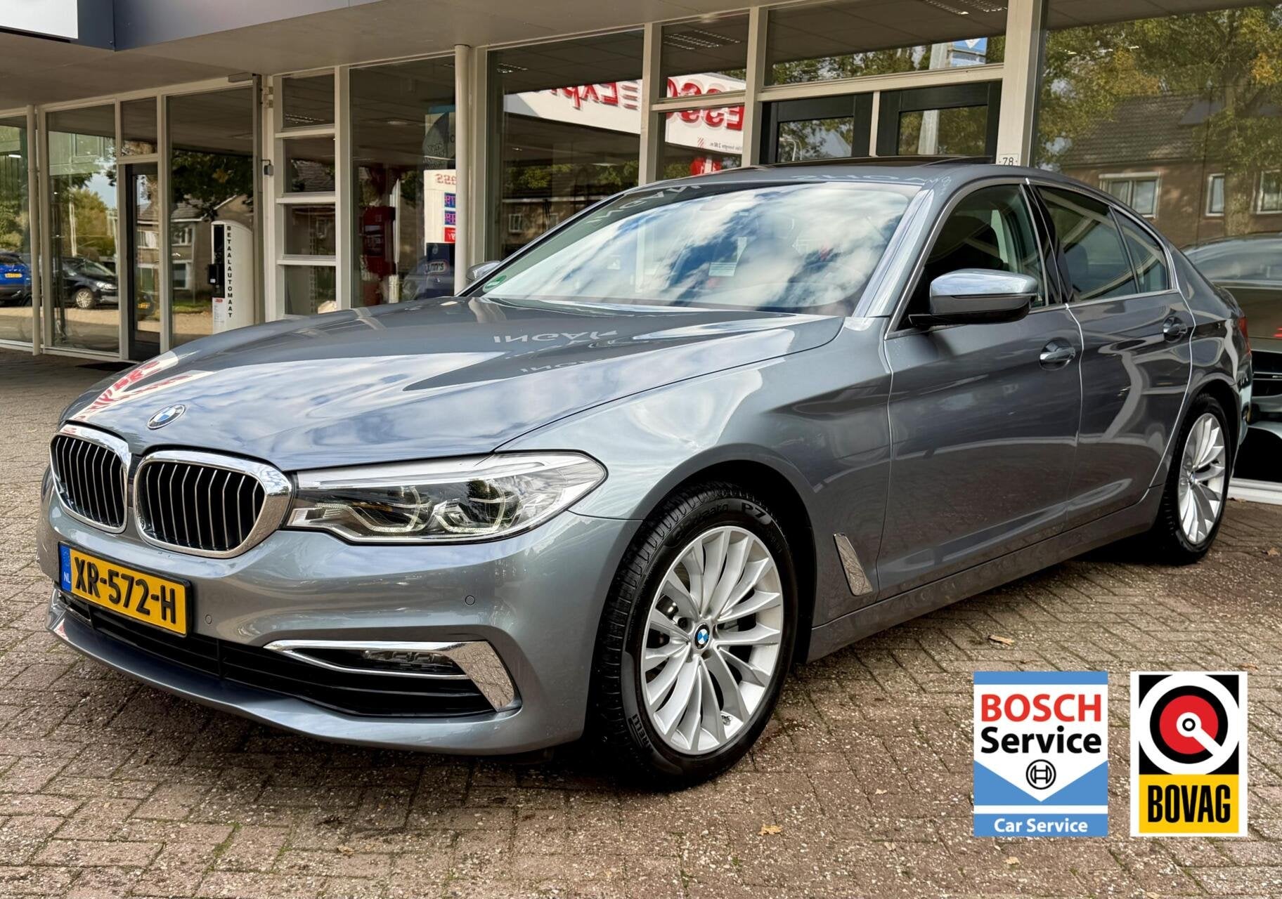 BMW 5-serie 520i Luxury Led, Pano, Digidash, Leer, H/K.., Automaat, 1998 cc, Achterwielaandrijving, Gebruikt