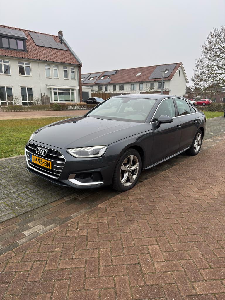 Audi A4 35 Tfsi 150pk S Tronic 2020 - Grijs - 122.474 km NAP, Auto's, Audi, 4 cilinders, 1984 cc, A4, 1415 kg