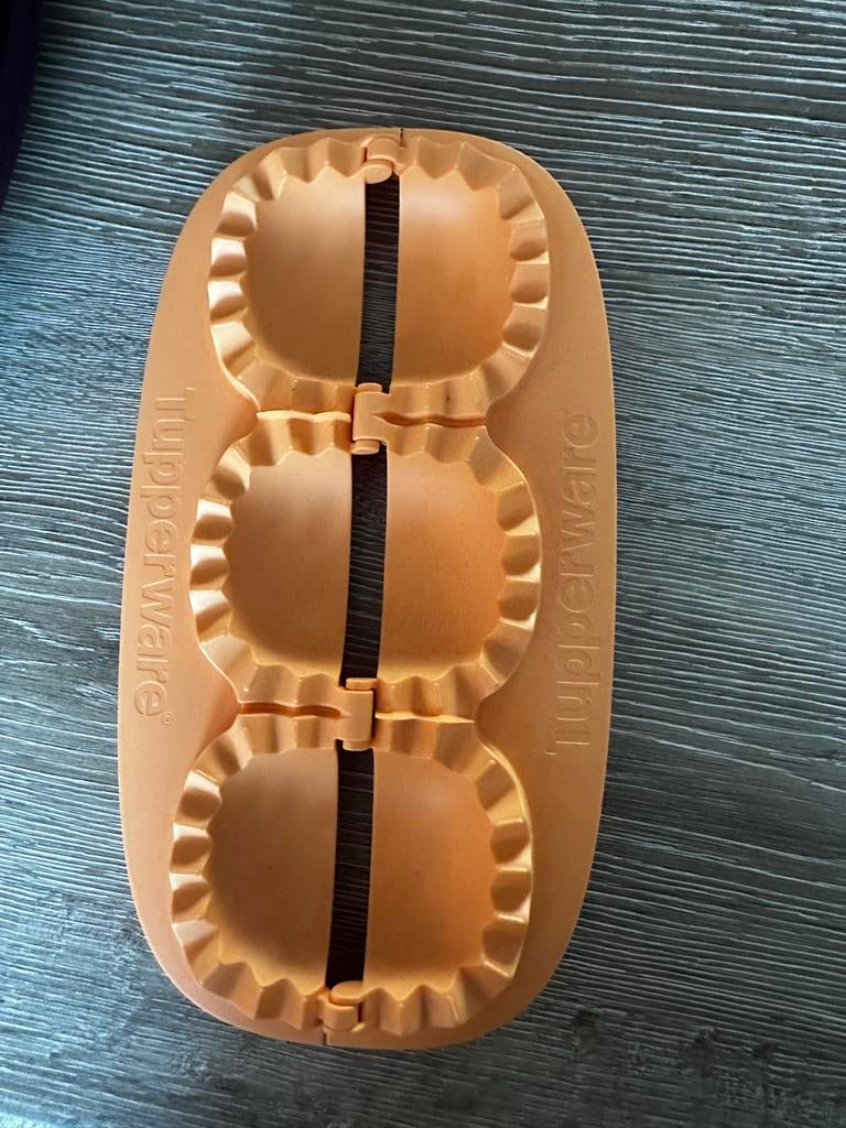 Tupperware pastei maker, Ophalen of Verzenden, Zo goed als nieuw, Oranje, Overige typen