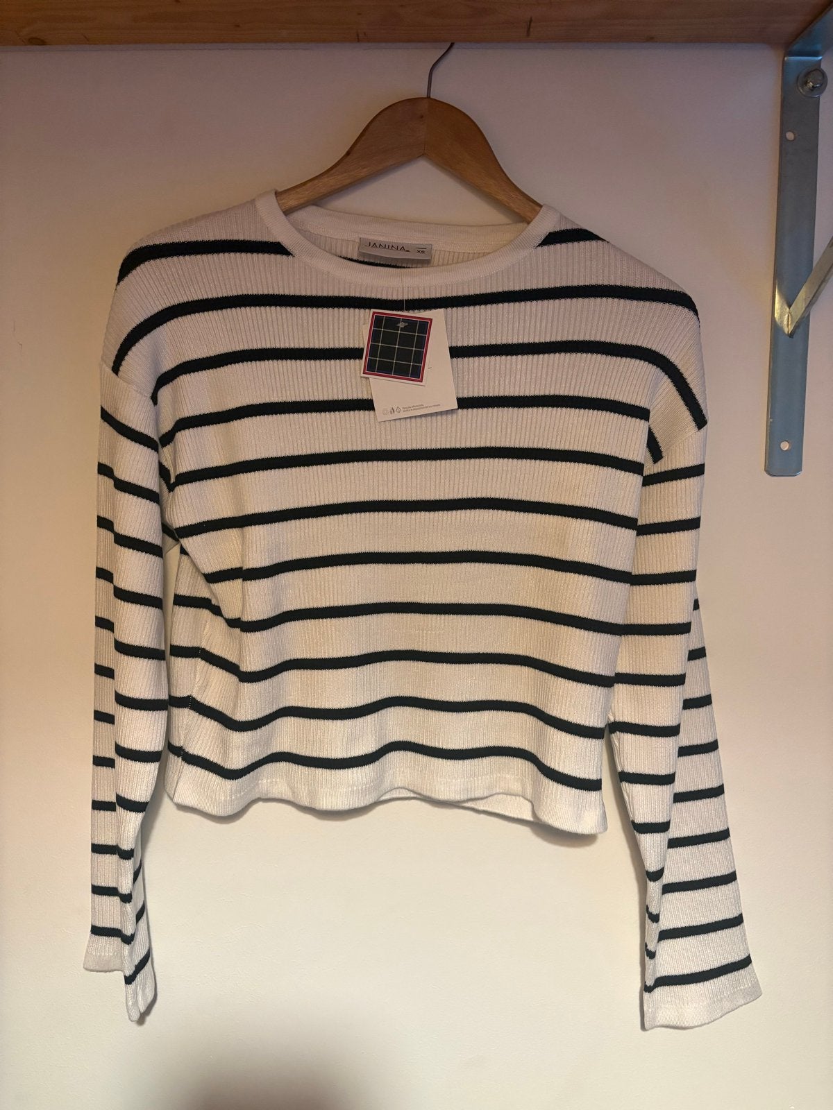 Janina gestreepte trui - Nieuw met label mt XS, Kleding | Dames, Truien en Vesten, Ophalen, Nieuw, Maat 34 (XS) of kleiner, Wit