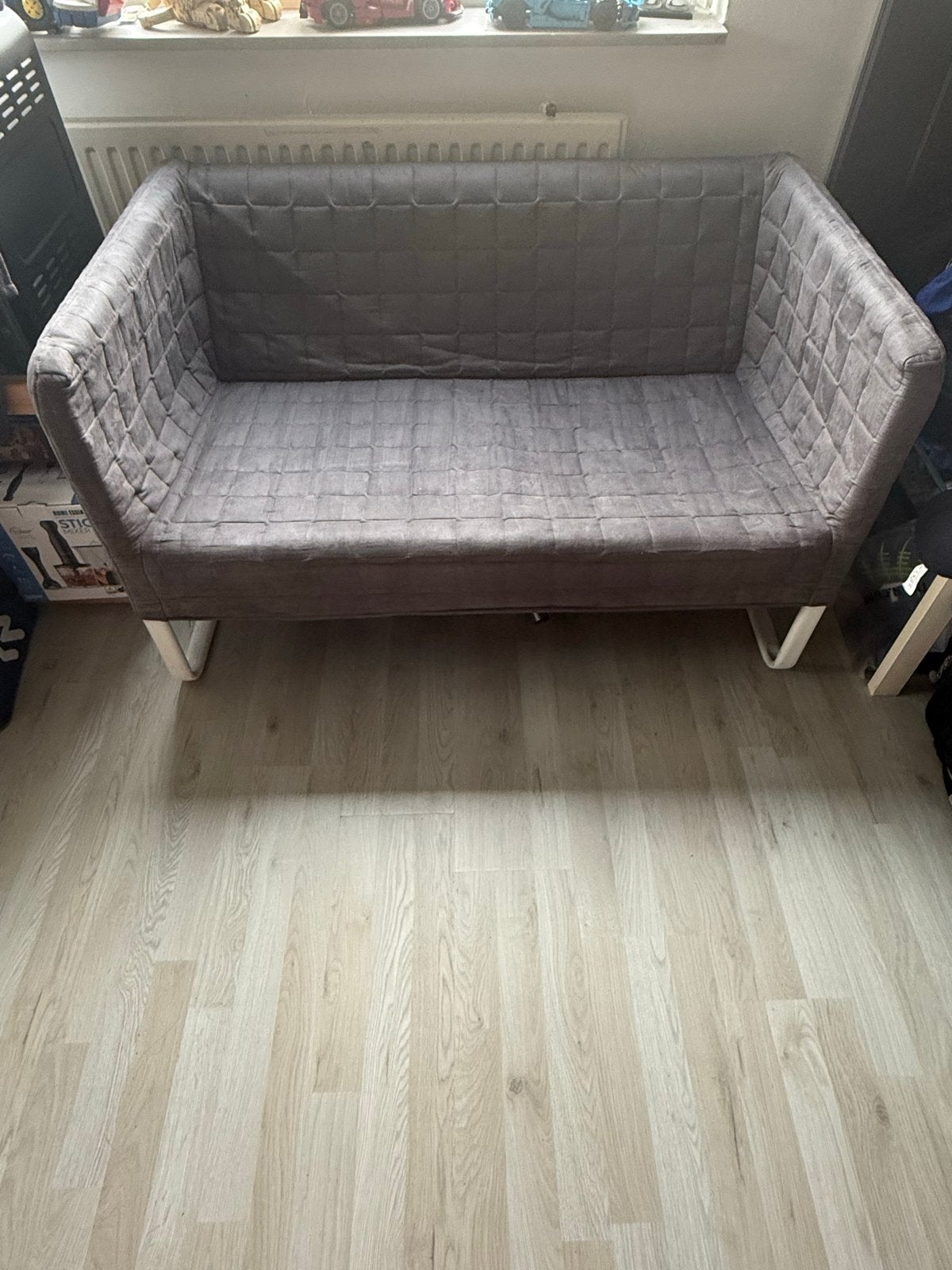 Comfortabele grijze tweepersoonsbank, Ophalen, 150 tot 200 cm, Tweepersoons, 75 tot 100 cm