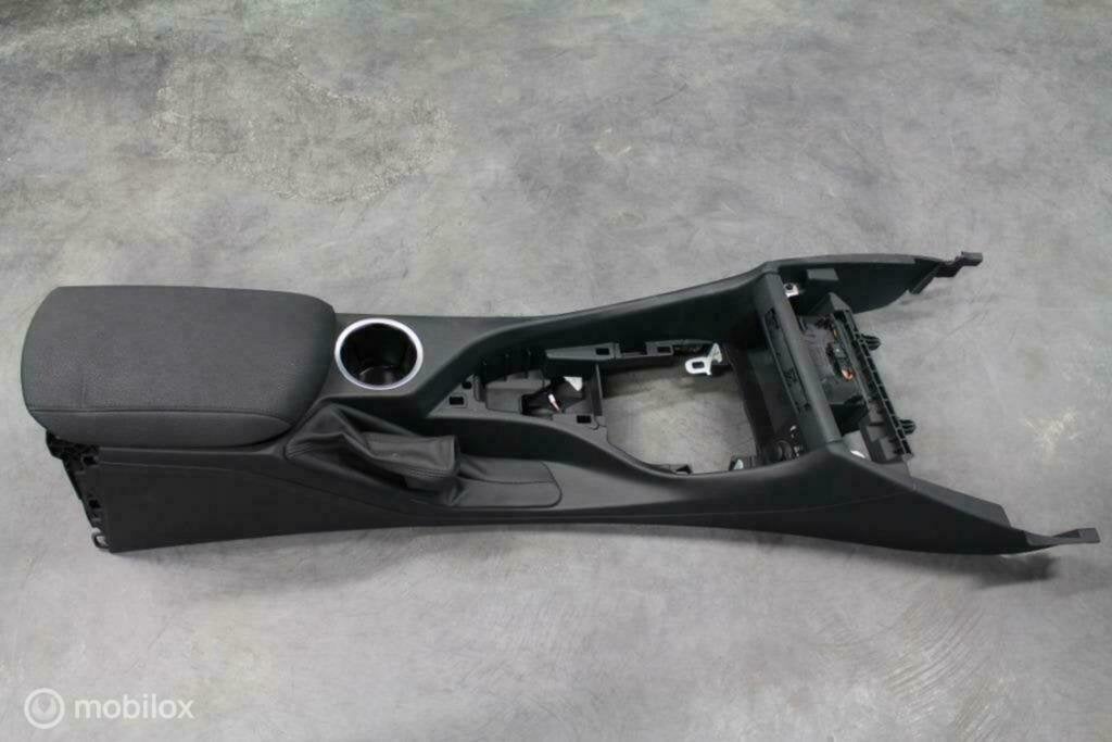 Middenconsole right hand drive BMW X1 E84 (2008-heden)