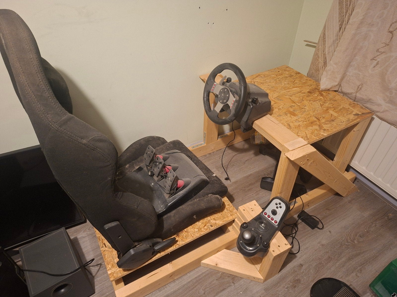 Racesim met Logitech G27, shifter en handrem., Ophalen, Racestuur, Gebruikt, Force feedback