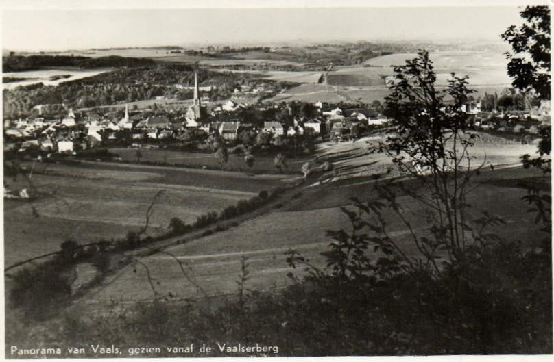 Panorama van Vaals, gezien vanaf de Vaalserberg - 1949 gelop, Ophalen of Verzenden, 1940 tot 1960, Gelopen, Limburg
