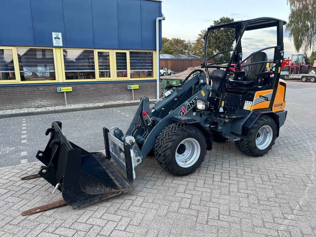 Giant G2200 HD-Xtra minishovel wiellader gebruikt, Ophalen, Wiellader of Shovel