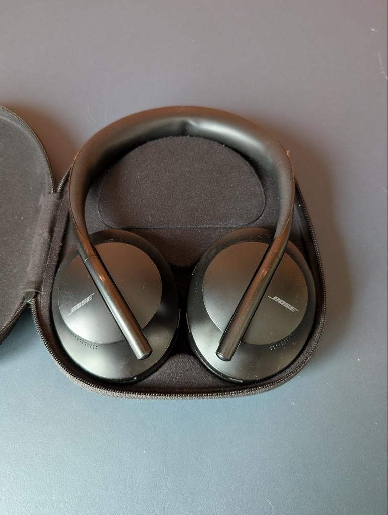 Bose NC700 - Gebruikt met gebruikssporen, Overige merken, Gebruikt, Ophalen of Verzenden, Over oor (circumaural)