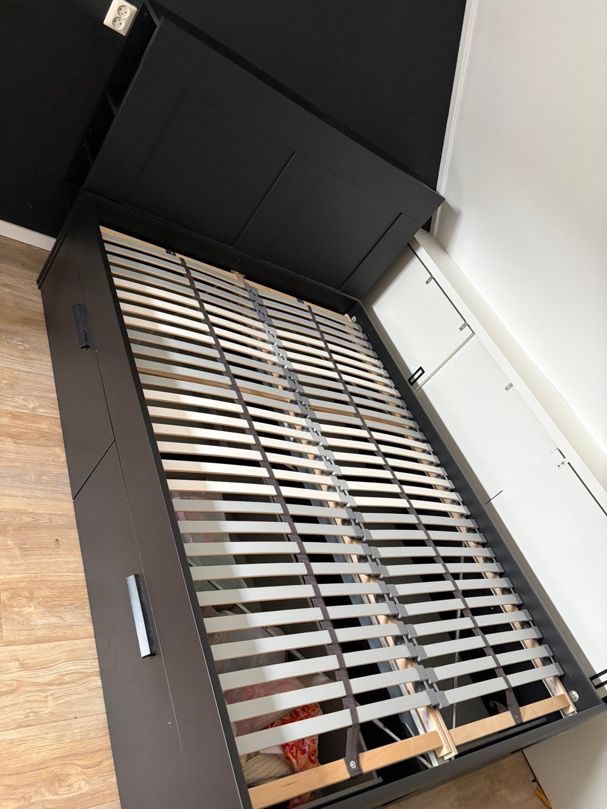 BRIMNES Bedframe met opberger en bedeinde, zwart/Luröy, Huis en Inrichting, Ophalen, Gebruikt, Zwart, Tweepersoons