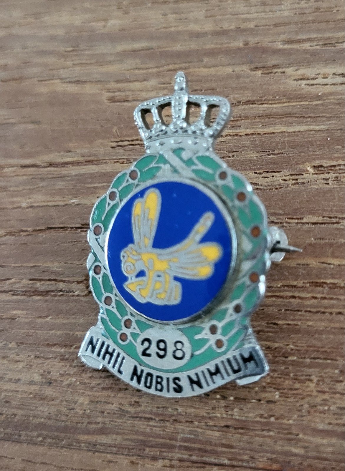 Luchtmacht embleem squadron 298 voor baret of pet, Verzamelen, Ophalen of Verzenden