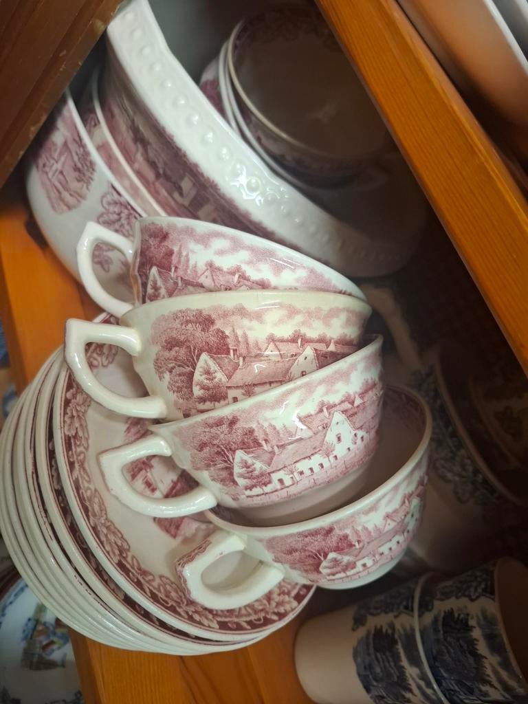 Diverse boerenhoeve rood, Societe Céramique Maastricht, Ophalen of Verzenden
