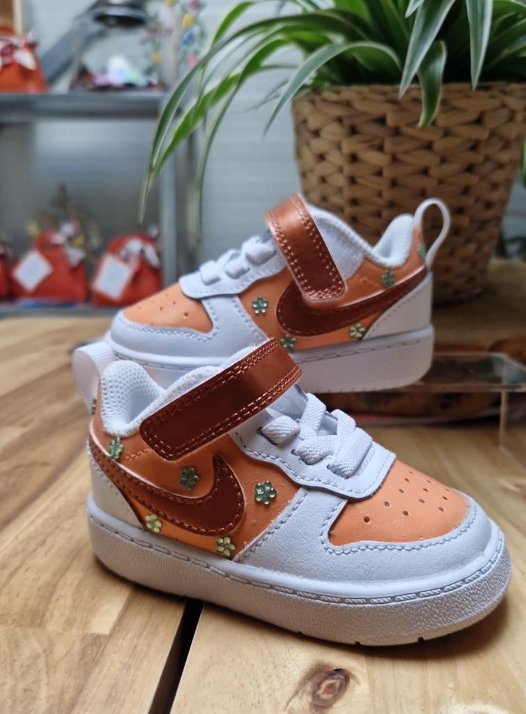 Customized Nike Air Baby Sneakers - maat 19,5, Sportschoenen, Nieuw, Nike air, Verzenden