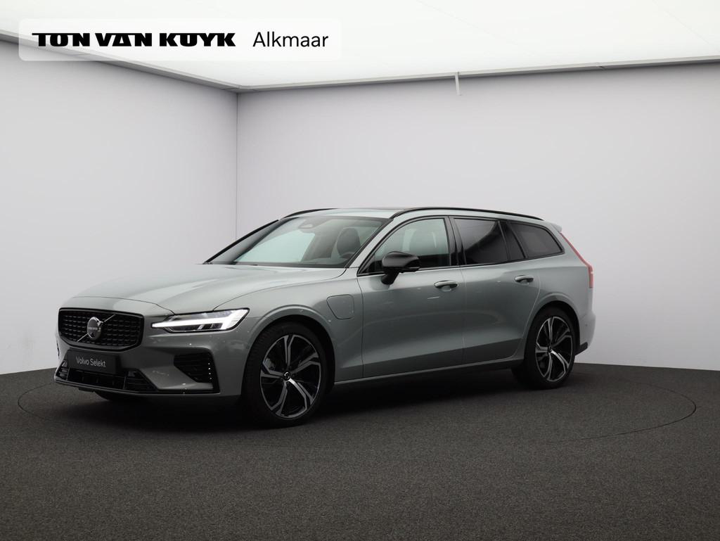Volvo V60 T8 455PK Plug-in hybrid AWD Plus Dark / Panoramada, Automaat, Gebruikt, 4 cilinders, 455 pk