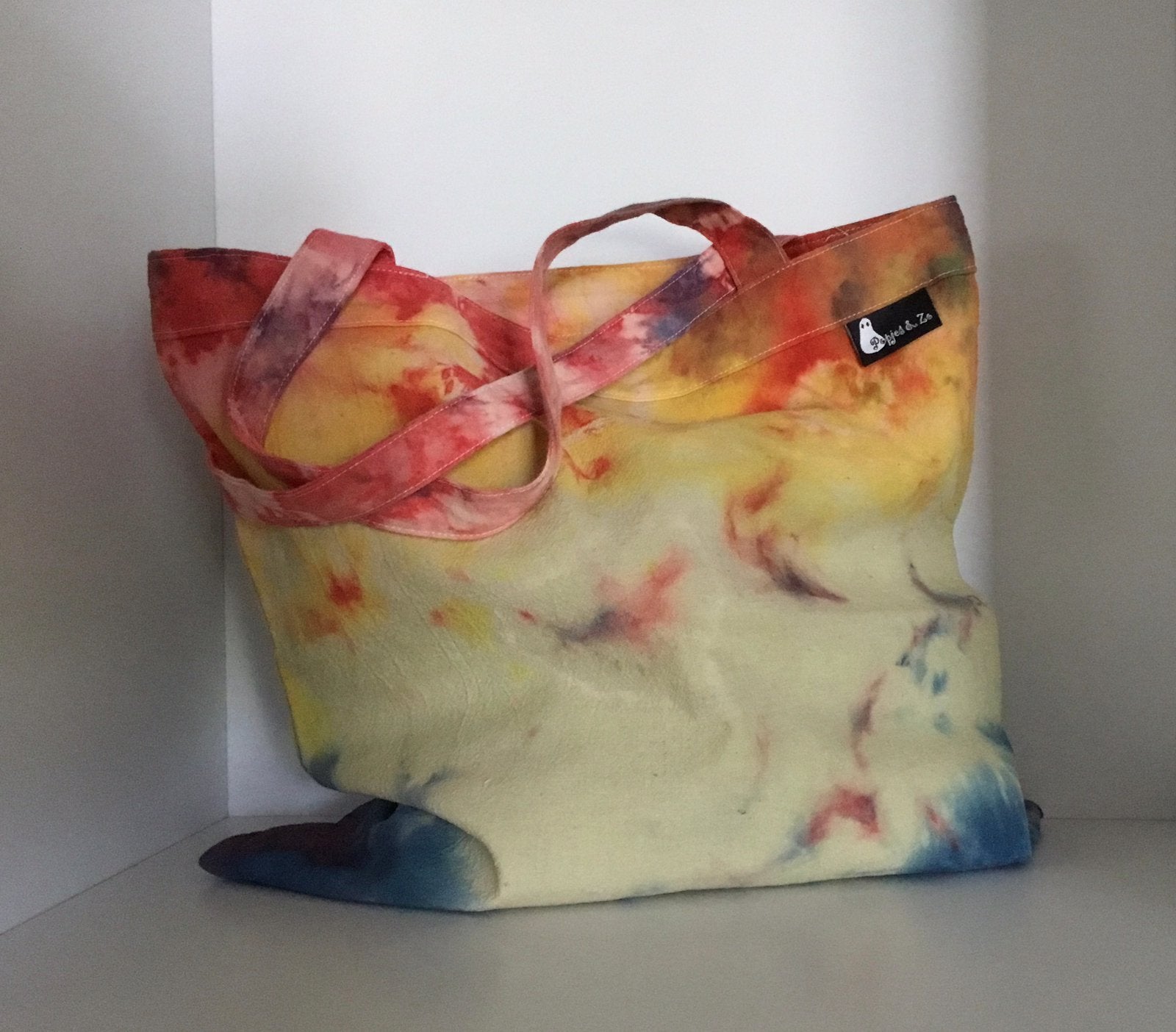 Kleurrijke tie-die tas., Ophalen of Verzenden, Nieuw, Overige kleuren