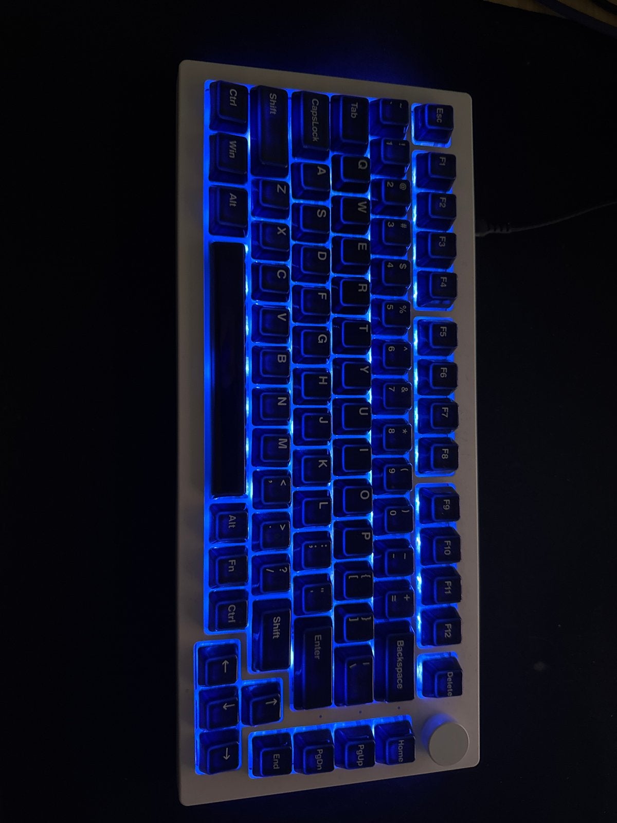 Custom Keyboard Akko 5075 met blauwe keramische keycaps, Ophalen of Verzenden, Zo goed als nieuw, Qwerty, Bedraad