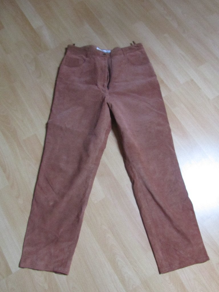 Vintage suede broek maat 44 van vroom en dreesmann V&D, Kleding | Dames, Bruin, Maat 42/44 (L), Ophalen of Verzenden, Lang
