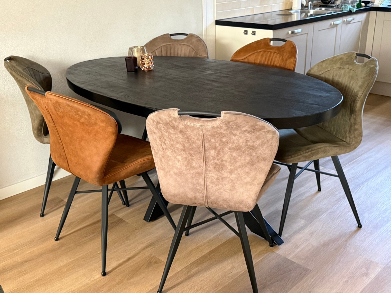 Echte Mango houten eettafel 1.80, Huis en Inrichting, 200 cm of meer, Zo goed als nieuw, Rechthoekig, 50 tot 100 cm