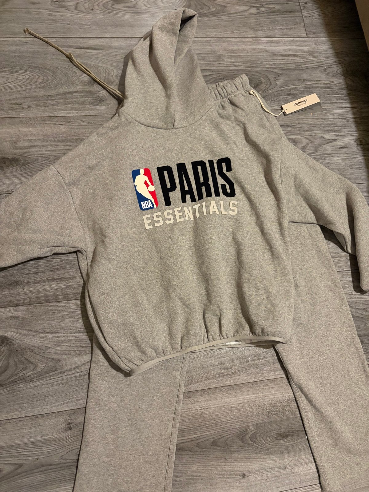 Essentials Fear of God NBA Paris Trainingspak XS (valt als S, Nieuw, Ophalen of Verzenden, Grijs, Algemeen