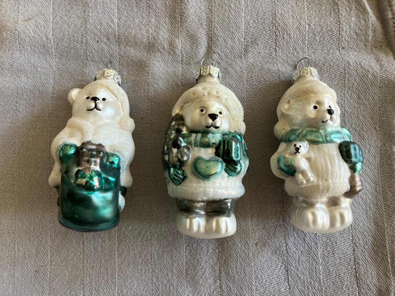 3 beren kerst ornamenten kerstbal kerst beer, Diversen, Ophalen of Verzenden, Zo goed als nieuw