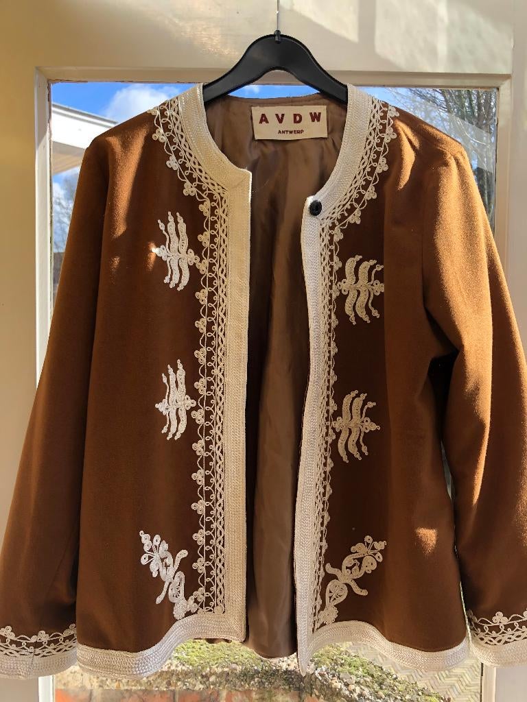 AVDW Antwerp prachtig jasje mt M (one size) ZGAN, Kleding | Dames, Jasjes, Kostuums en Pakken, AVDW Antwerp, Bruin, Zo goed als nieuw