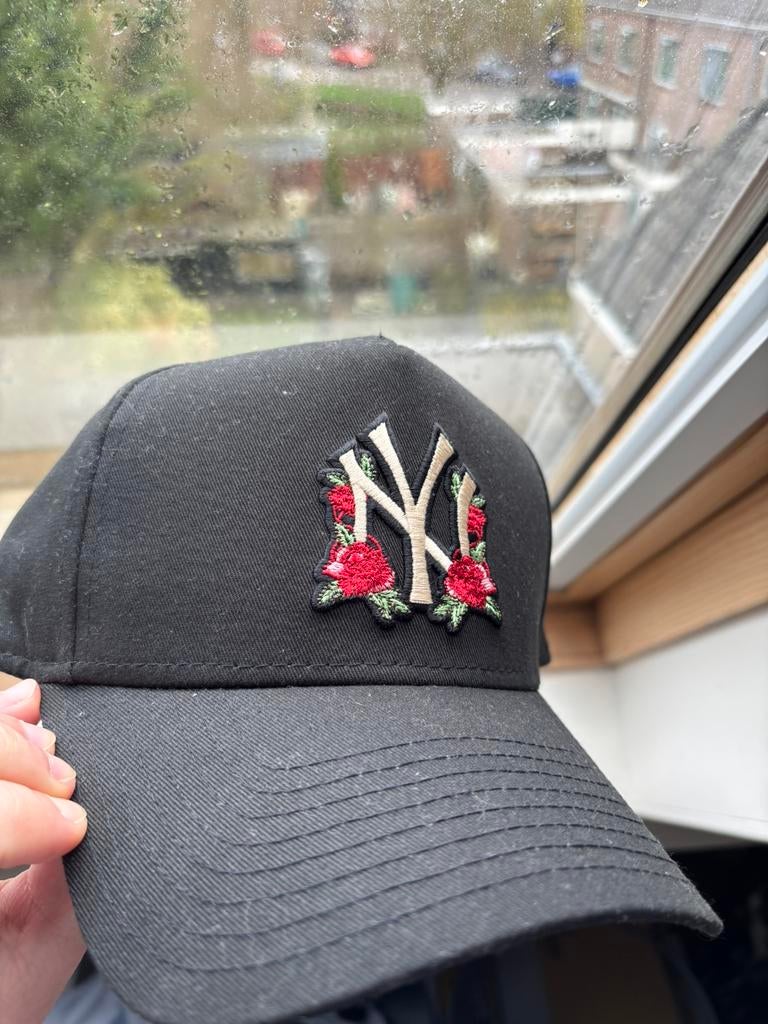 NY Yankees Roses Pet, Ophalen of Verzenden, Gedragen, One size fits all, Pet