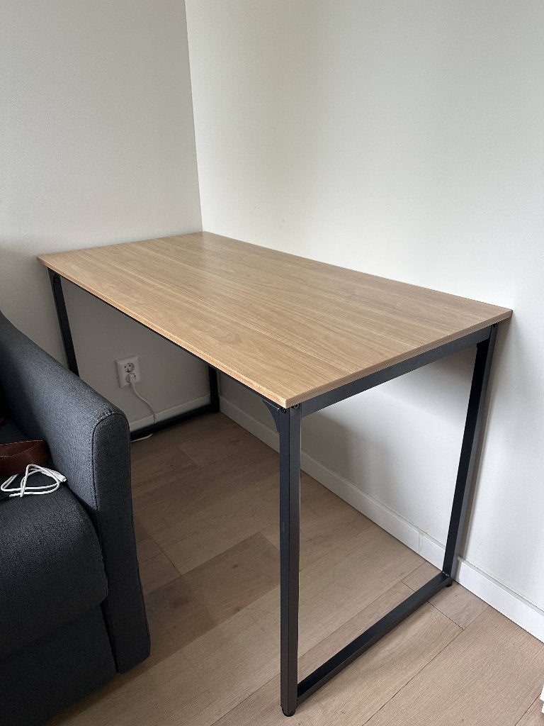 Modern Computer Desk | 120 x 60 cm | Excellent Condition, 120 cm, Hout, Ophalen of Verzenden, Zo goed als nieuw