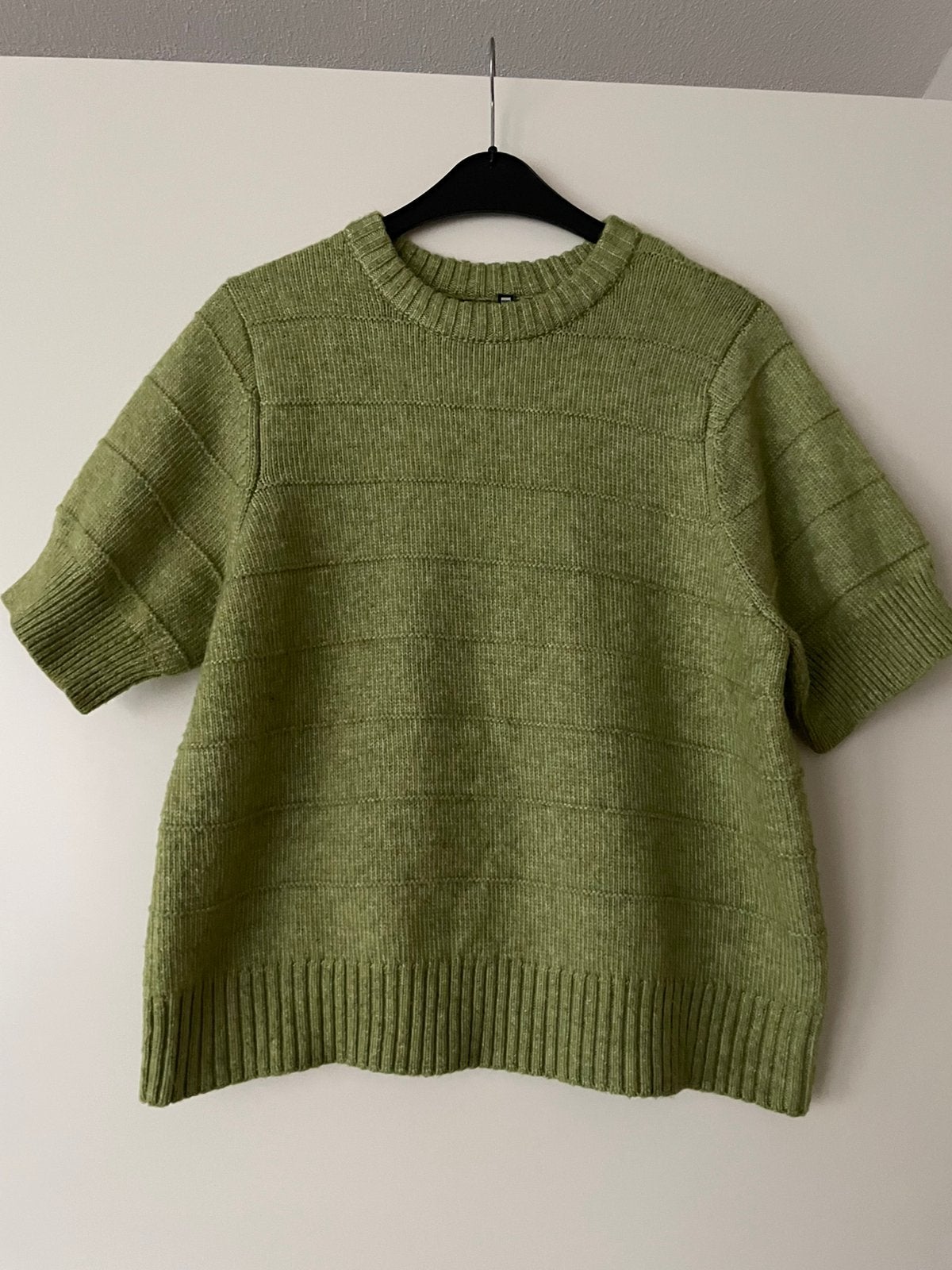 Trui korte mouw. HEMA, Kleding | Dames, Truien en Vesten, Ophalen of Verzenden, Gedragen, Maat 42/44 (L), Groen