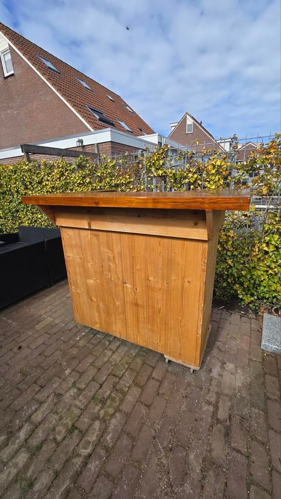 Steigerhouten bar, Ophalen