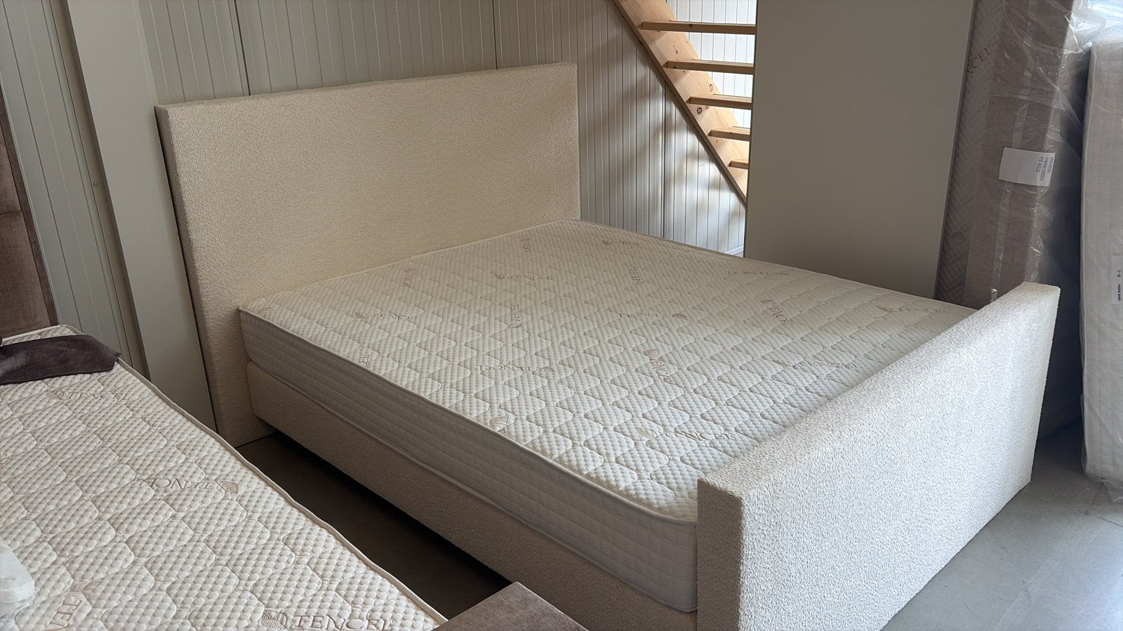 Boxspring in teddystof (6kleuren) verkrijgbaar in alle maten, Huis en Inrichting, Slaapkamer | Boxsprings, Nieuw, 160 cm, 200 cm