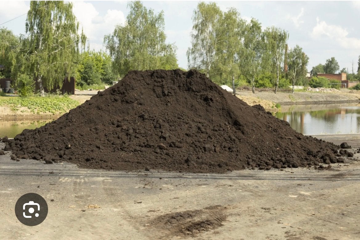 Gratis zwarte grond storten., Ophalen, Tuinaarde