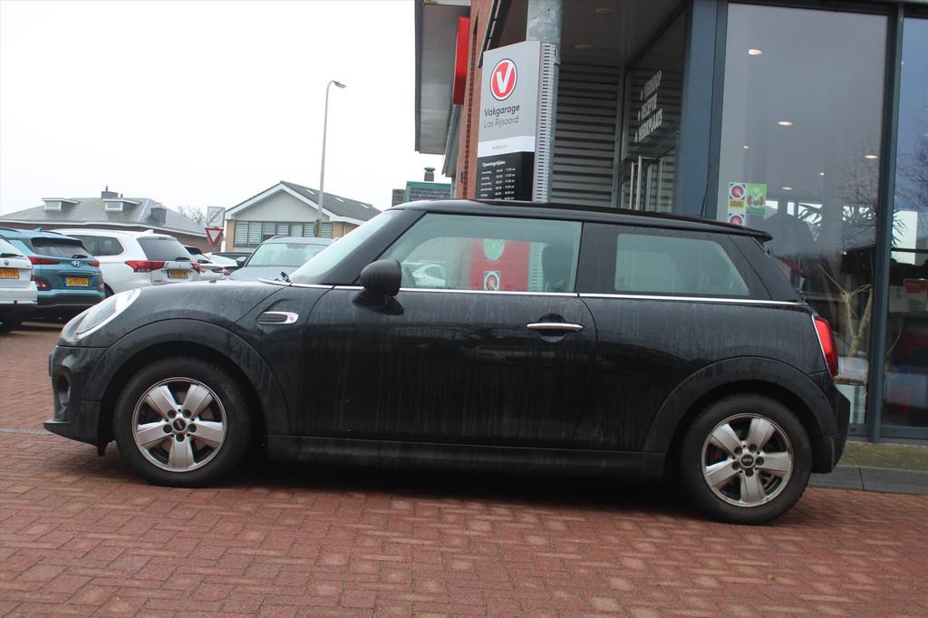 MINI Mini 3-Deurs (f56) 1.5 *One Salt* | Navigatie | Cruise, Voorwielaandrijving, Stof, Gebruikt, 4 stoelen