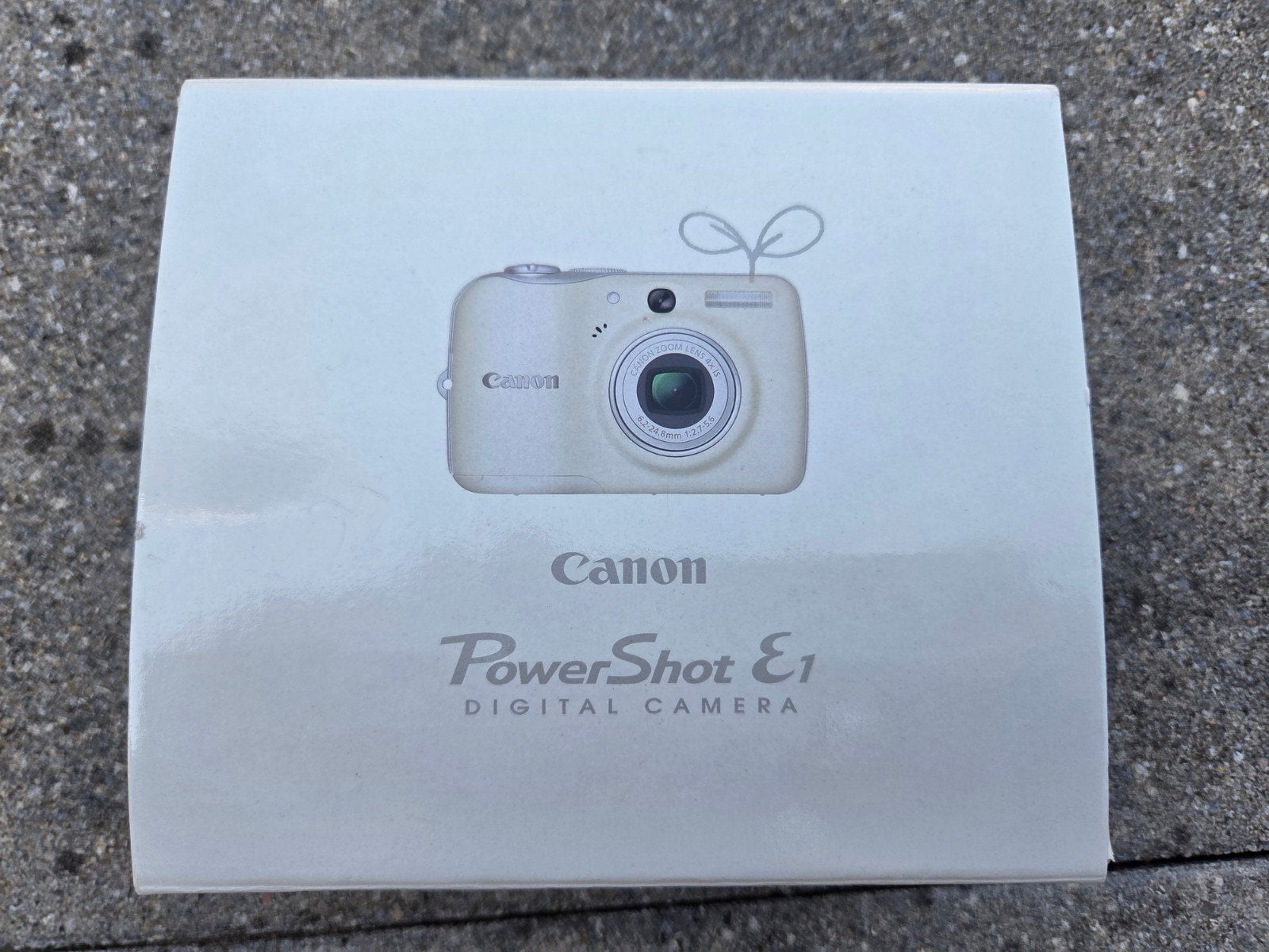 Canon PowerShot E1 Digitale Camera - Wit, Canon, Zo goed als nieuw, Compactcamera, 4 t/m 7 keer