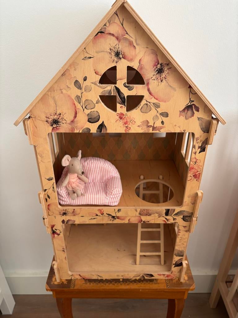poppenhuis deugniet en co met bloemenprint/zonder inhoud, Ophalen of Verzenden, Zo goed als nieuw, Poppenhuis