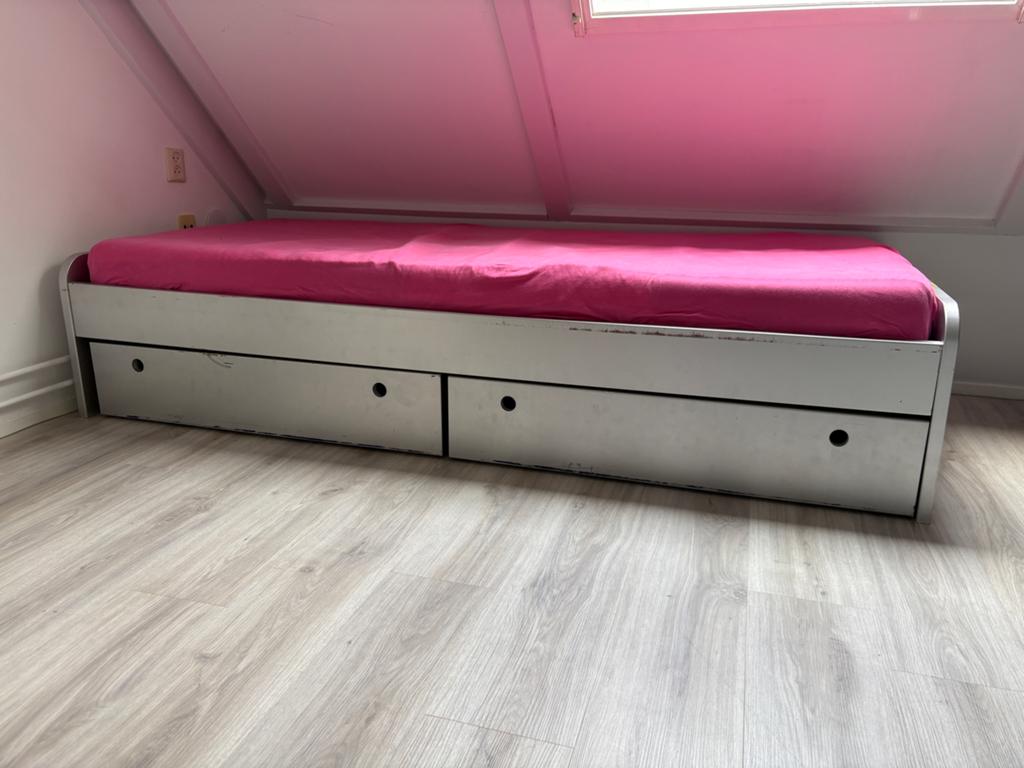 Eenpersoonsbed met opberglades en spiraalbodem, Ophalen, 85 tot 100 cm, Gebruikt, Matras