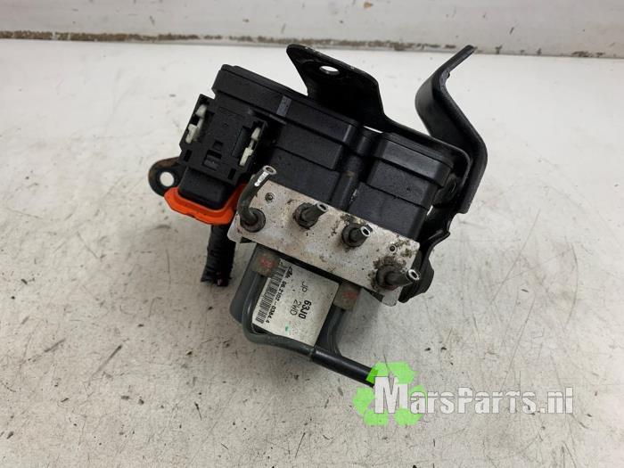 ABS Pomp van een Suzuki Swift, Gebruikt, -, -, Ophalen of Verzenden