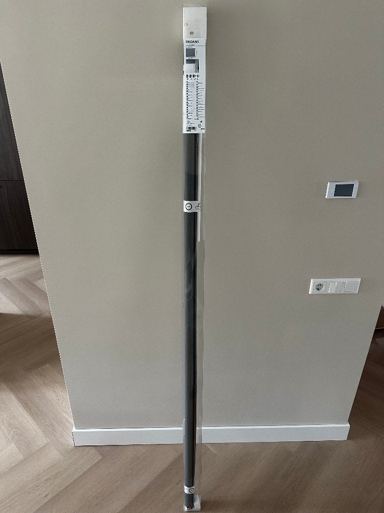 IKEA FRIDANS verduisterend rolgordijn grijs 200x195 cm nieuw, Verduisterend, Nieuw, Ophalen of Verzenden, Rolgordijn