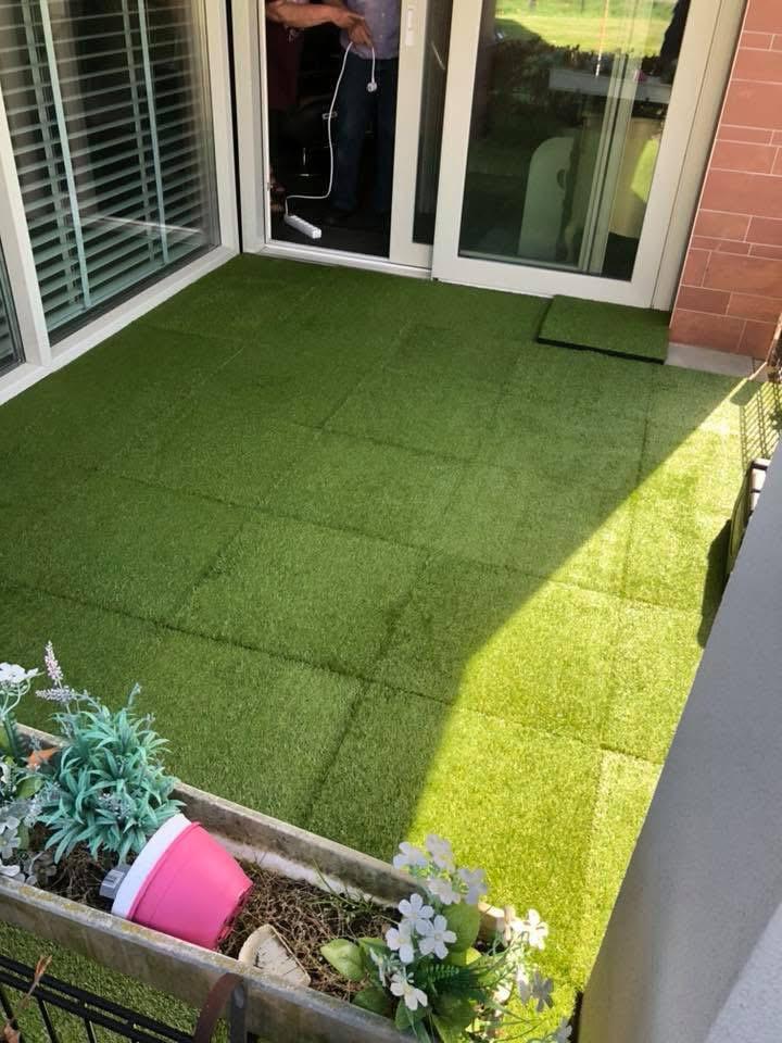 35 rubber kunstgras tegels 50x50x2,5 als nieuw balkon terras, Ophalen, Zo goed als nieuw, Minder dan 10 m², Kunstgras