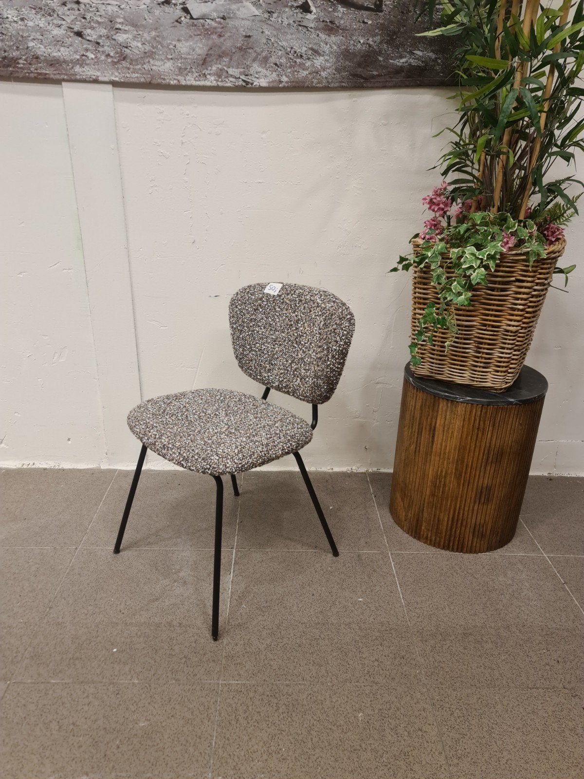 nieuwe eetkamerstoel Eleonora Jon taupe boucle gemêleerd €50, Huis en Inrichting, Stoelen, Ophalen, Industrieel landelijk barok brocante koloniaal boheems vintage