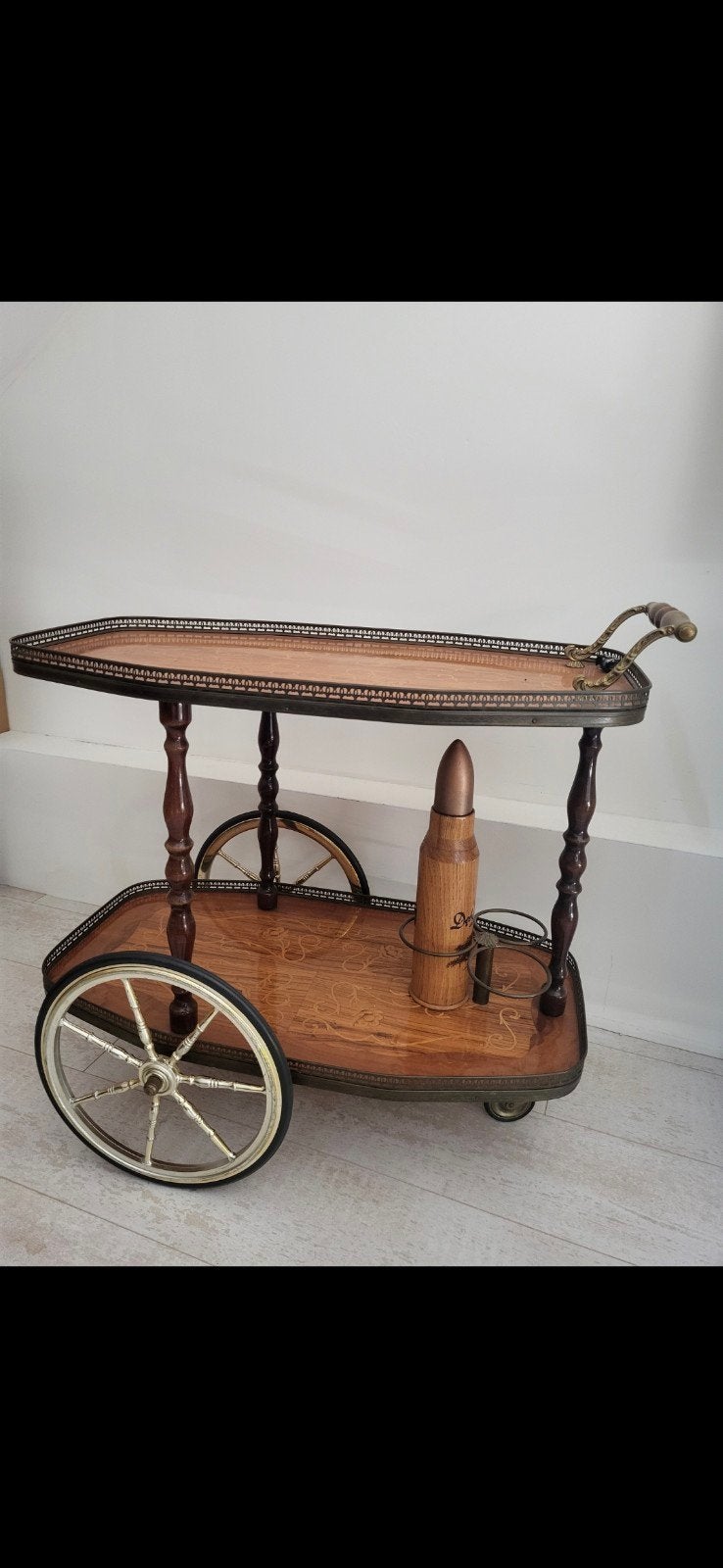 Italiaanse serveerwagen - Tijdloos design, Ophalen