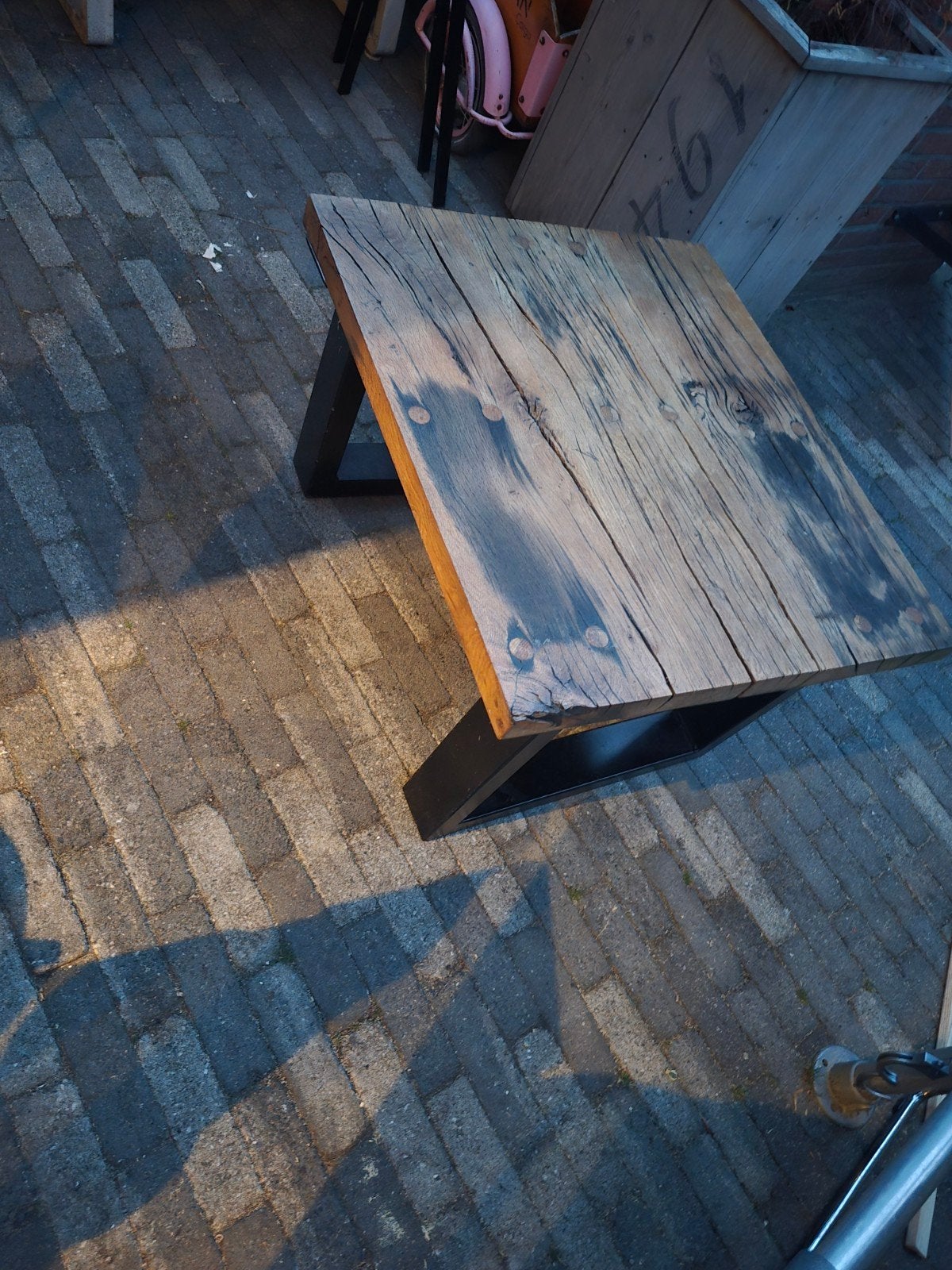 Industriële salontafel van eiken spoorbielzen, Gebruikt, 50 tot 100 cm, Vierkant, Industrieel, Robuust
