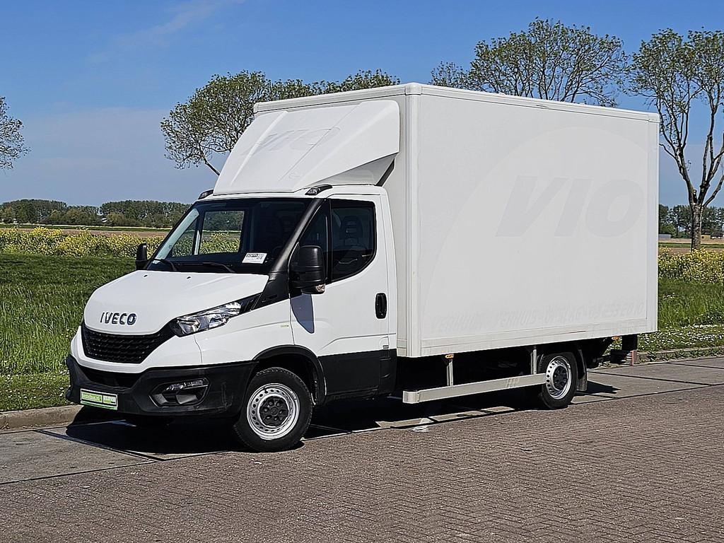 IVECO DAILY 35S12 bakwagen laadklep!, Gebruikt, Euro 6, Iveco, 116 pk
