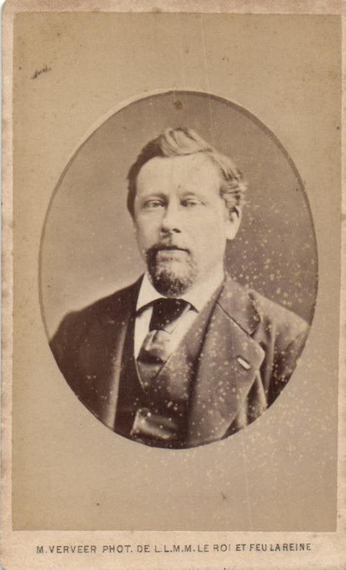 CDV - M. Verveer - Zeestraat / Willemspark -Den Haag- gebold, Gebruikt, Foto, Klederdracht, Ophalen of Verzenden