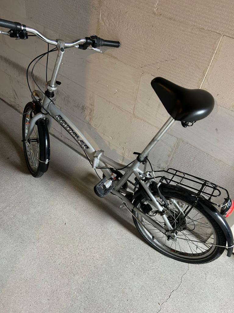 Vouwefiets, Fietsen en Brommers, Fietsen | Vouwfietsen, Gebruikt, Versnellingen, Ophalen of Verzenden, Schijfrem